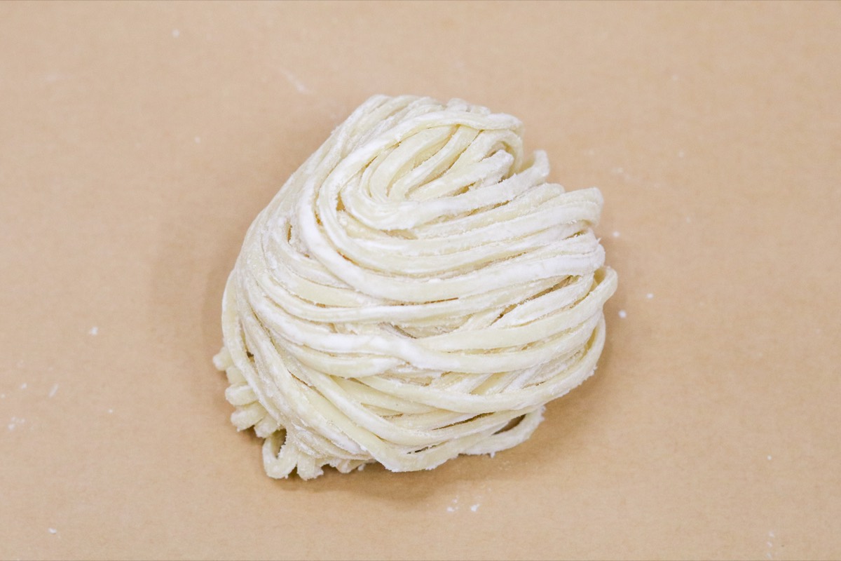 10番 平打麺